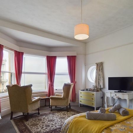 Spectacular Sea View Double, With Exclusive Bathroom & Use Of Patio And Bike Store Margate Exterior foto